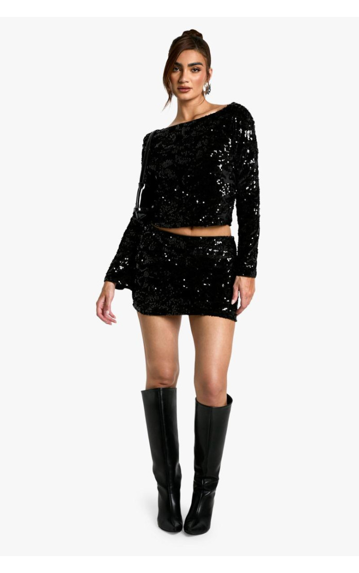 Оксамитовий топ з довгими рукавами з паєтками