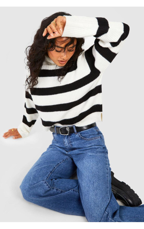 М’який в’язаний джемпер у смужку