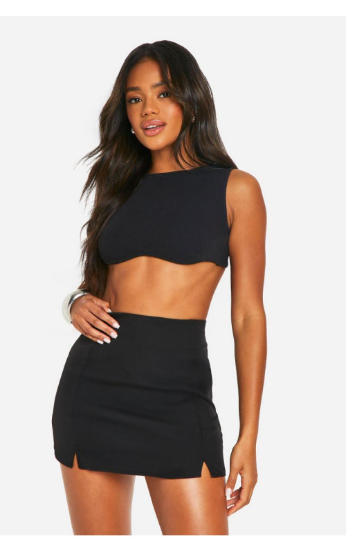 Міні-спідниця з подвійним розрізом спереду