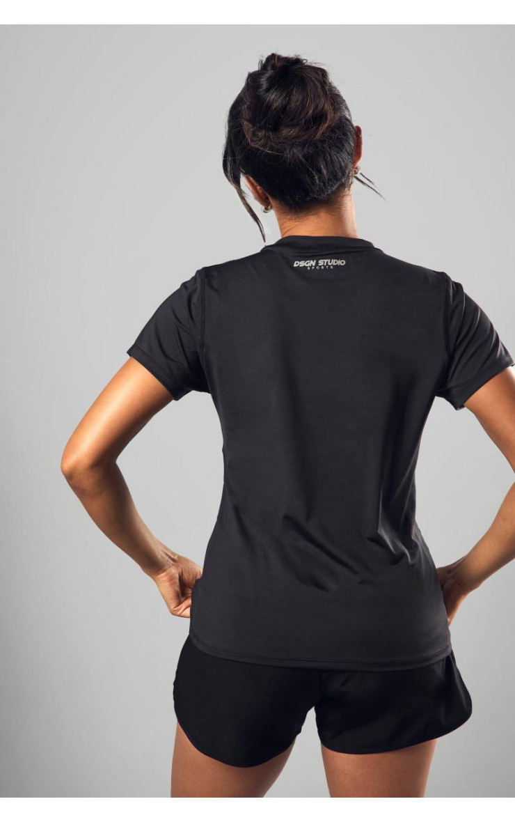 Спортивна футболка вільного крою Dsgn Studio для бігу