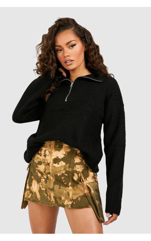 М'який трикотажний джемпер у формі воронки