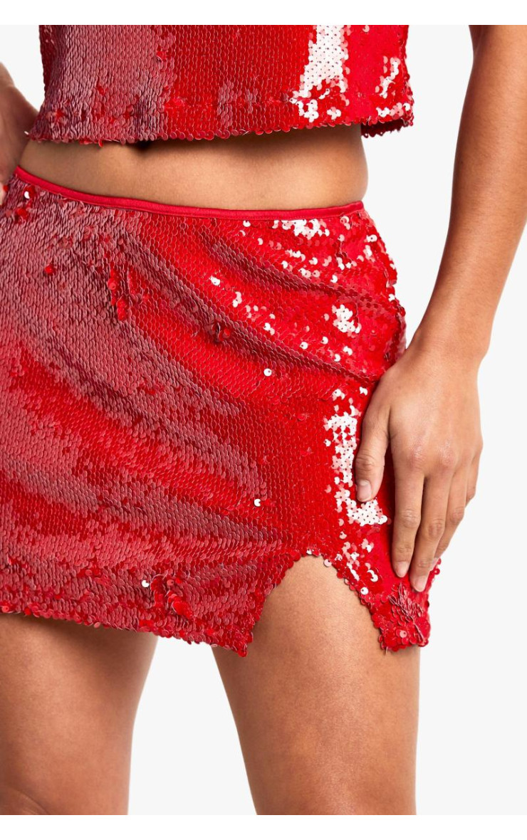 Маленька міні-спідниця з блискітками