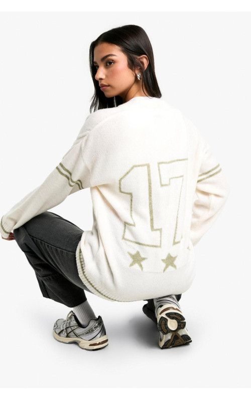 Негабаритний в'язаний хлопець Кардіган